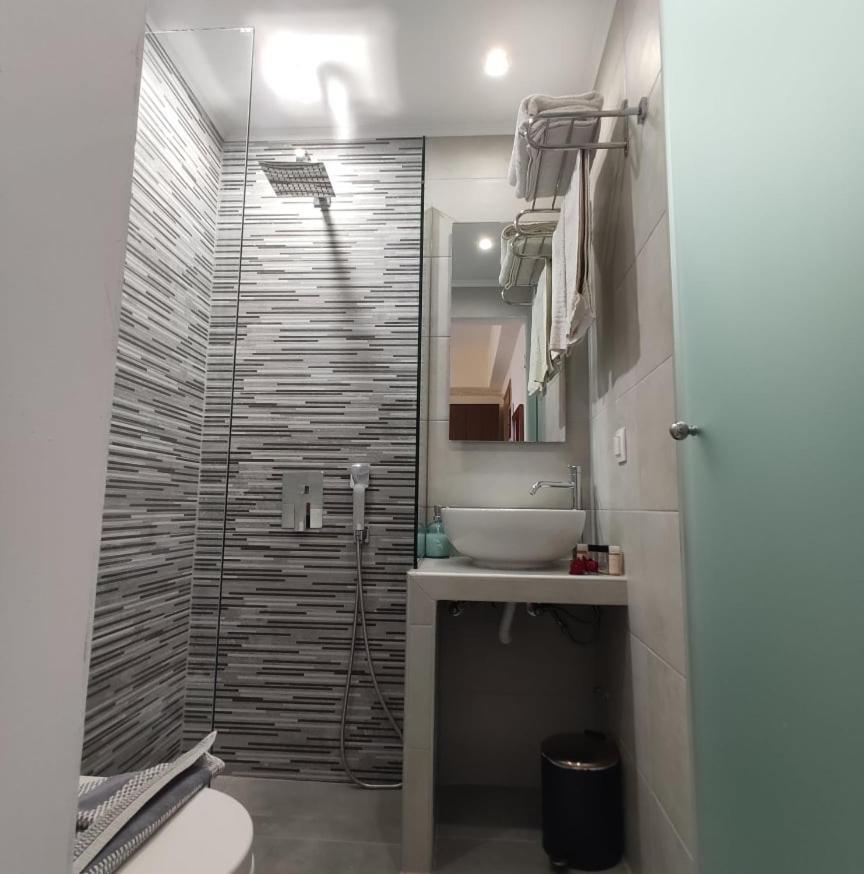 Ballas Apartments Agia Efimia Ngoại thất bức ảnh
