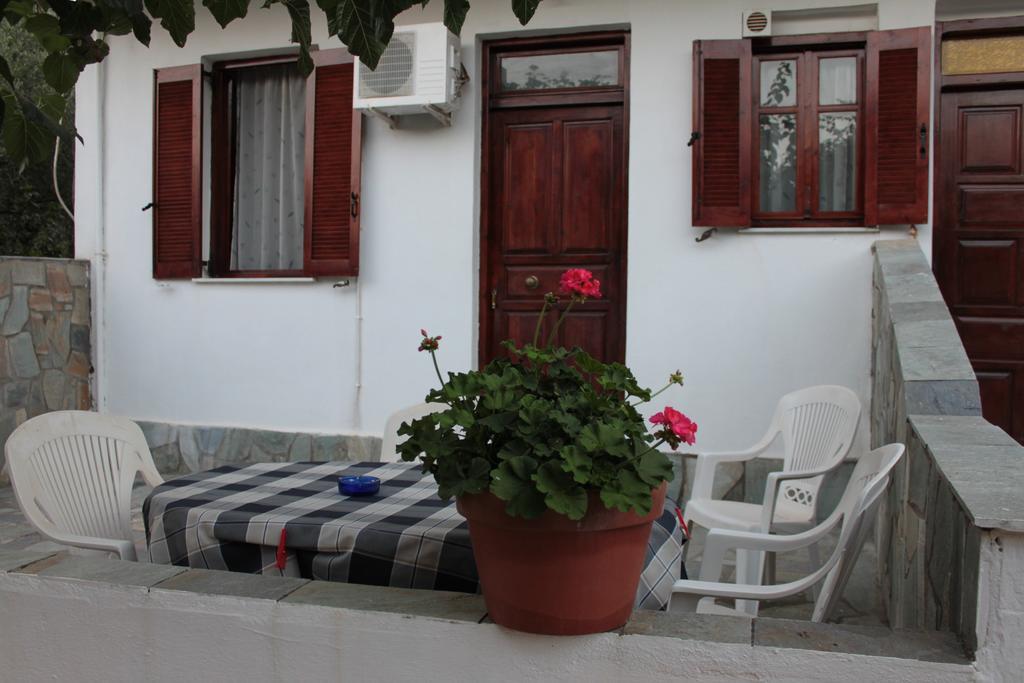 Ballas Apartments Agia Efimia Phòng bức ảnh