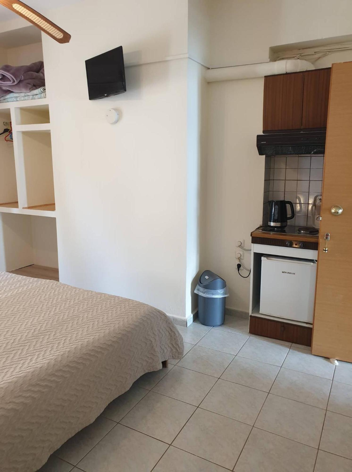 Ballas Apartments Agia Efimia Ngoại thất bức ảnh